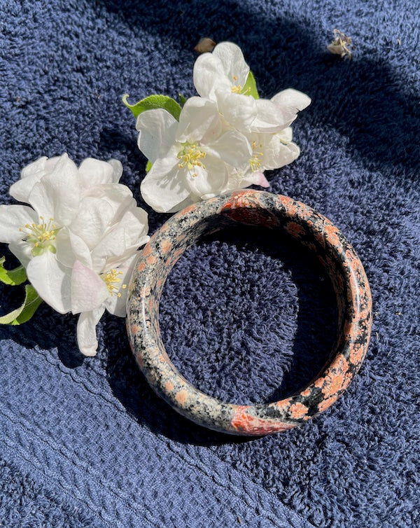 Beautiful big Bangle, snowflake obsidian, Size 58.