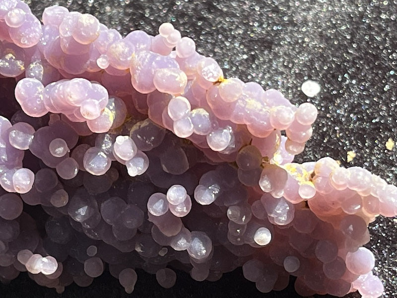 another close up of the 172 gram grape agate specimen