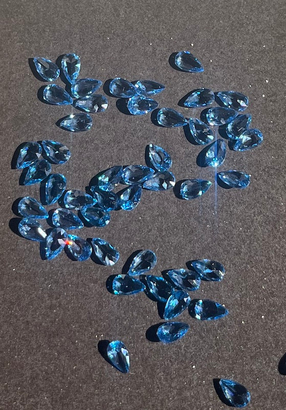 Pear 3x5mm Gemstones. Corundums, CZs and Spinels. 5A quality (5pc)