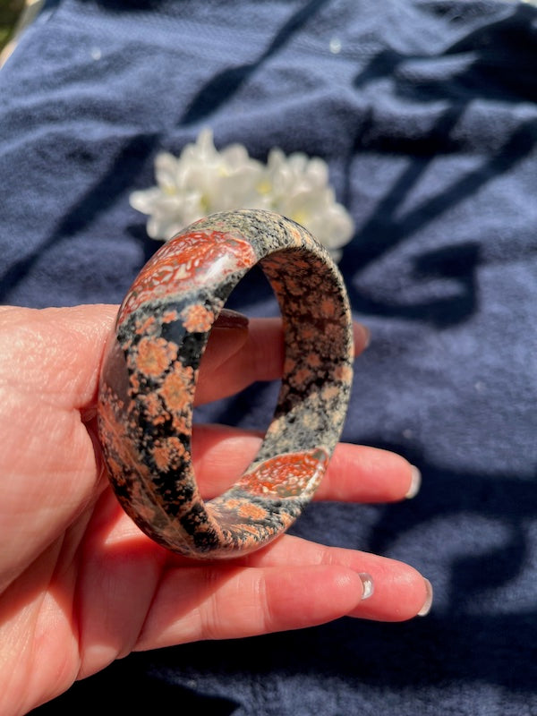 Beautiful big Bangle, snowflake obsidian, Size 58. - Metal Clay