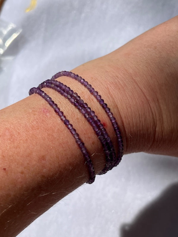 Bracelet, Faceted delicate Amethyst beads, with magnetic clasp, 4 laps