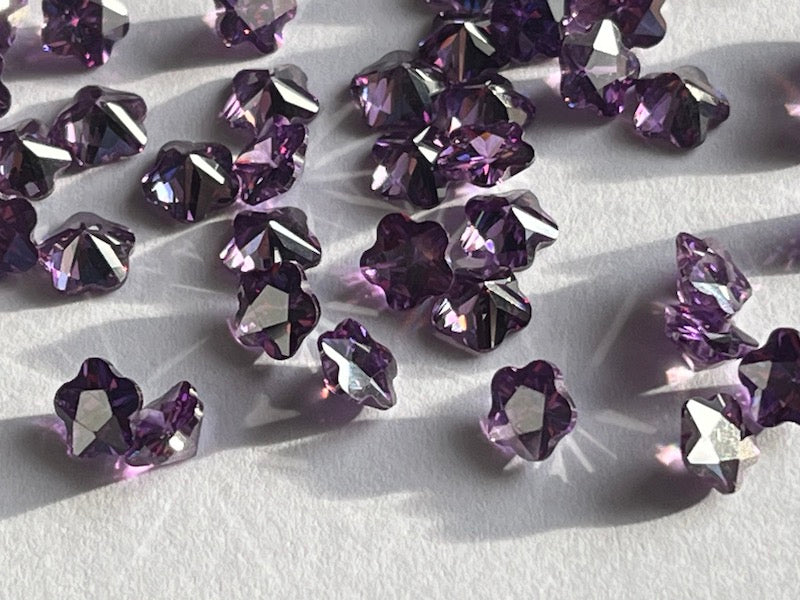 Cubic Zirconia Flower shape, faceted, 5mm, various colours (5pc)