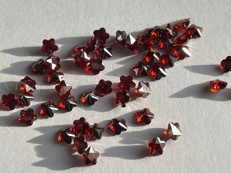 Cubic Zirconia Flower shape, faceted, 5mm, various colours (5pc)