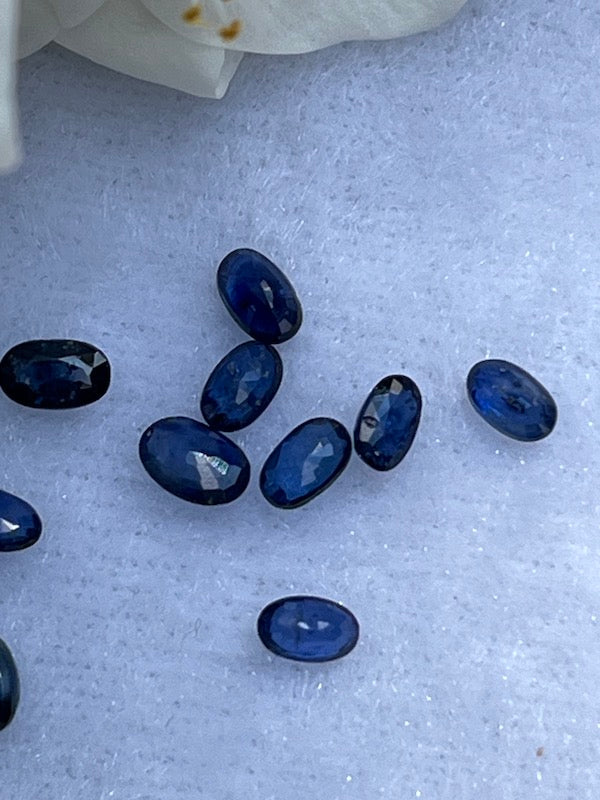 Sapphire (Natural) Blue Oval  5x3mm, faceted each