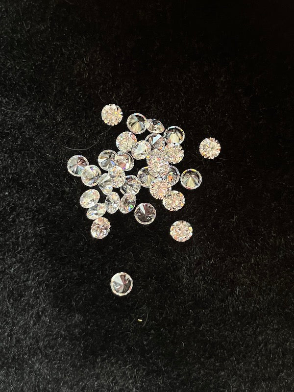 Cubic Zirconia White Round - 2 sizes, 8 Heart & 8 Arrow Cutting