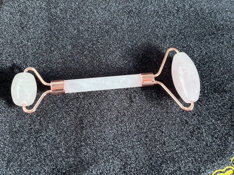 Rose Quartz, face roller, double sided