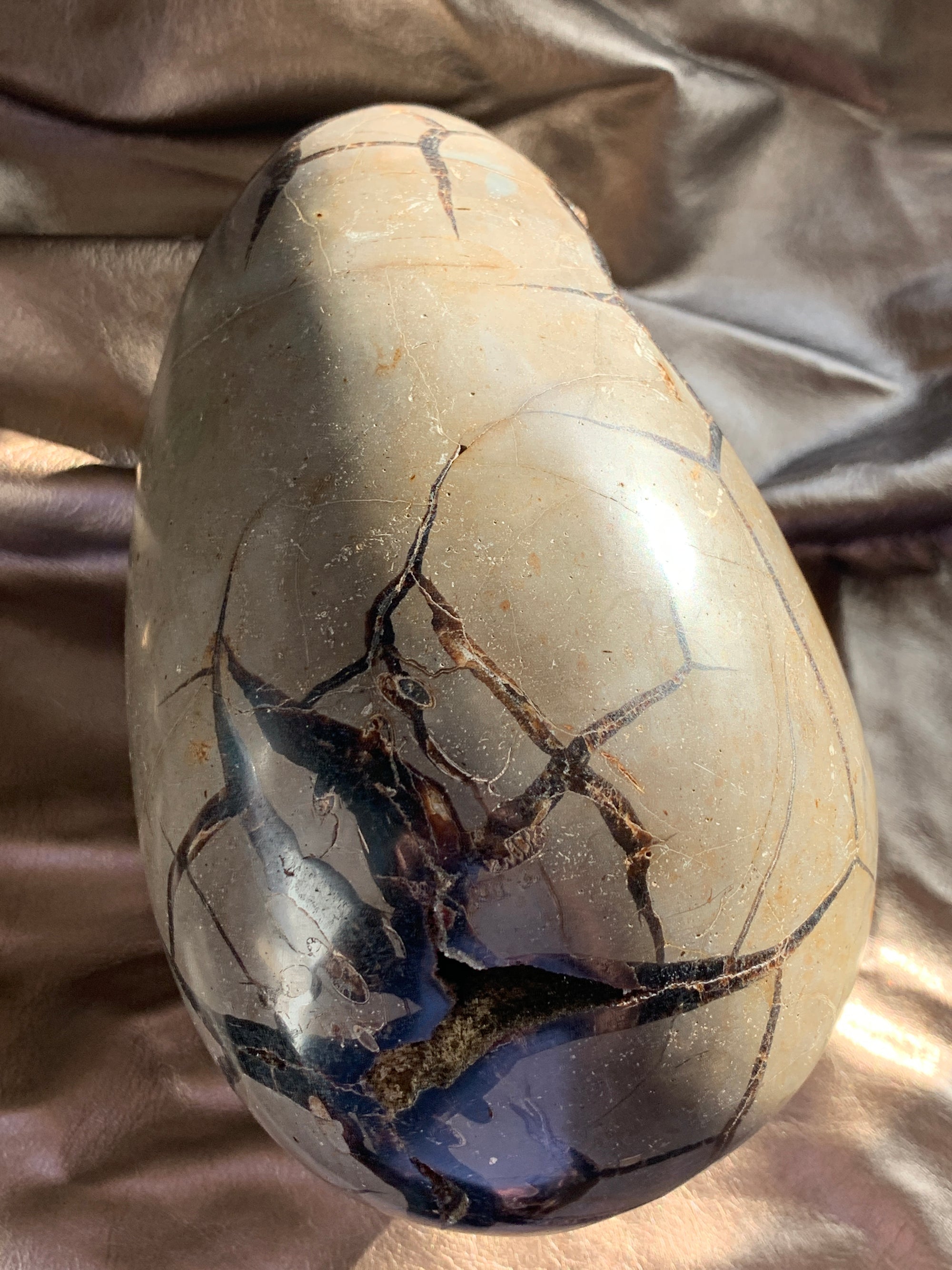 Septarian Egg, Massive Black druzy. 3.5 KG