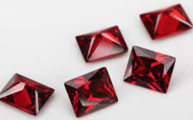 Garnet Red Rectangle Gem 5x7mm (5pc)