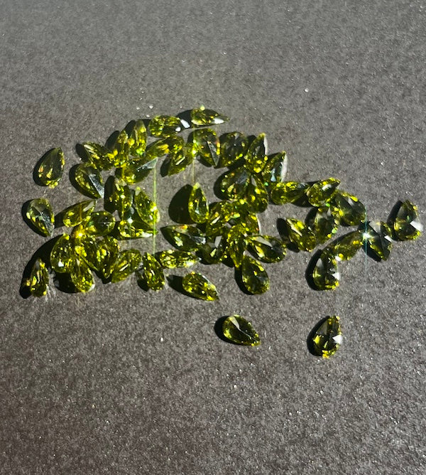 Pear 3x5mm Gemstones. Corundums, CZs and Spinels. 5A quality (5pc)